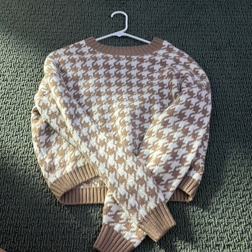 hollister sweater nwot